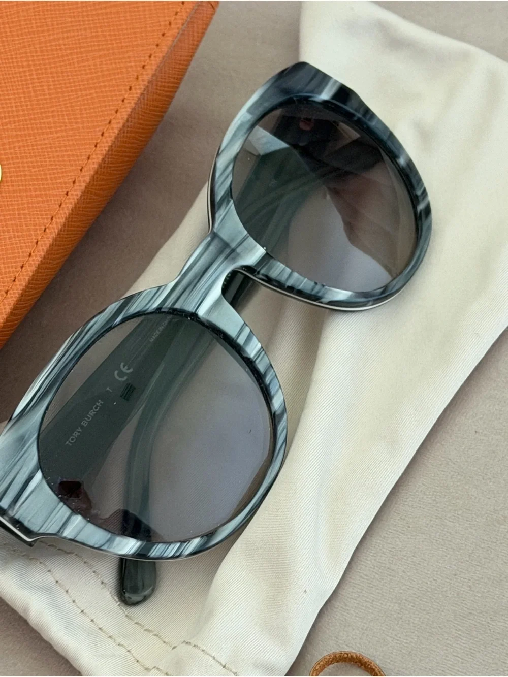 Tory Burch TY7080 Metallic Grey Horn Gradient Sunglasses 51-22-135 and Case